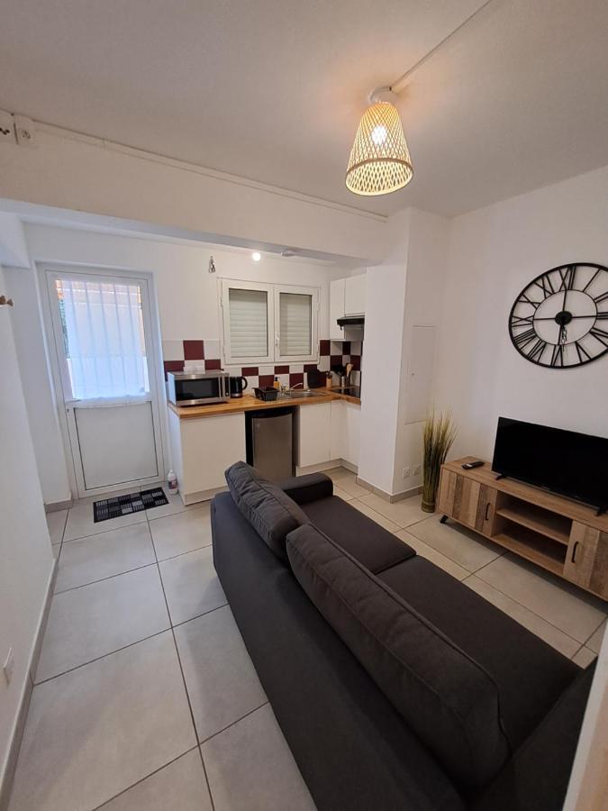 Logement Cosy T2, Centre Ville De Saint-Pierre 외부 사진