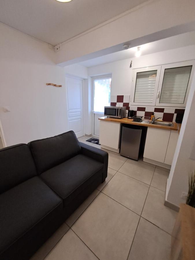 Logement Cosy T2, Centre Ville De Saint-Pierre 외부 사진
